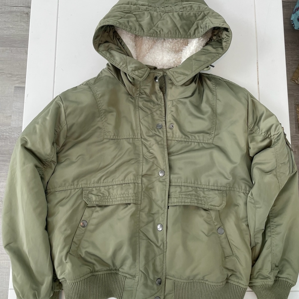 American Eagle Outfitters Olive Hooded Lined women's Jacket M